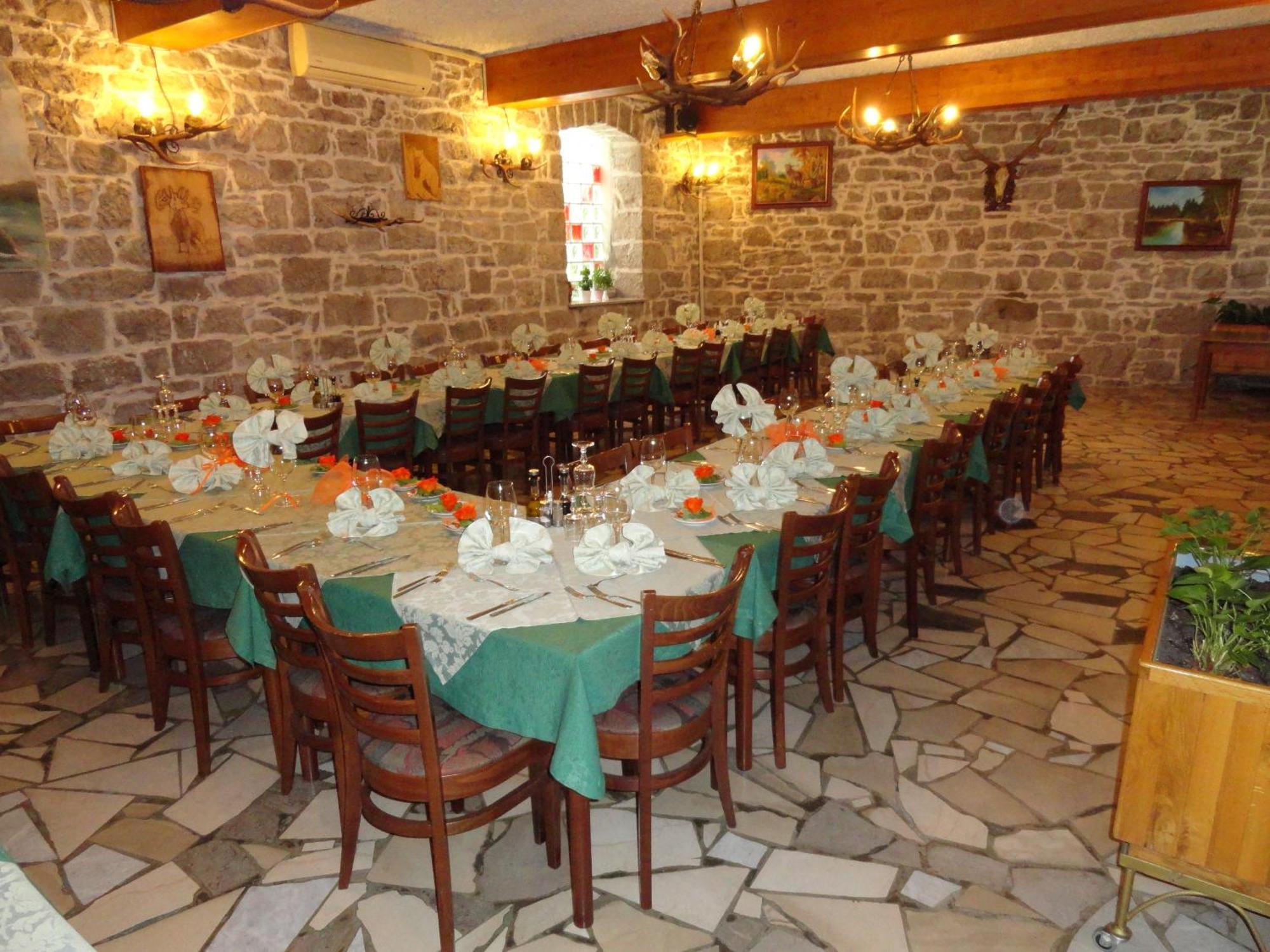 Guest House Pod Slavnikom Podgorje  Zewnętrze zdjęcie